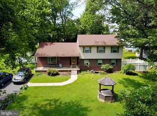 2334 Orchard Ln, Marcus Hook, PA 19061
