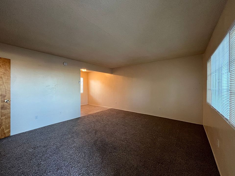 P185 315 W Grace St Barstow, CA Zillow