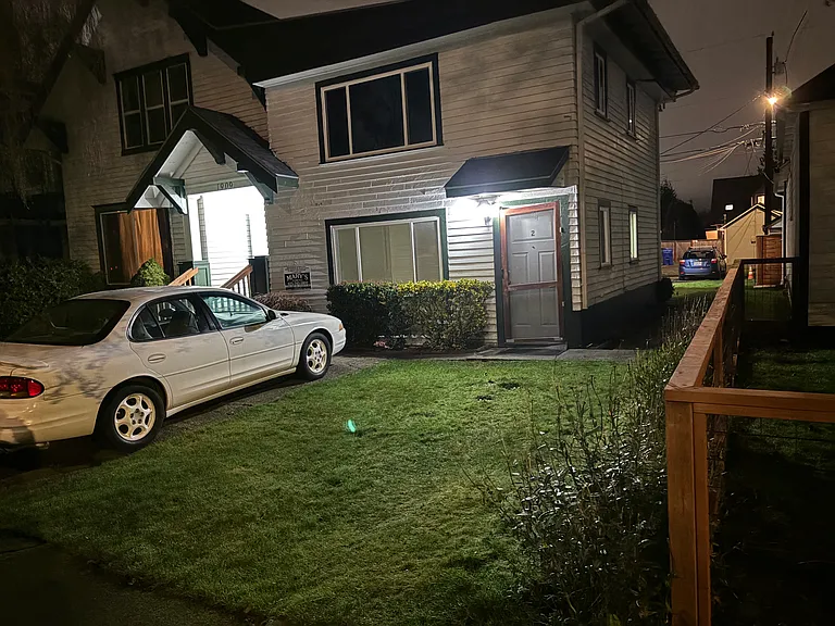 1909 Colby Ave #2 — Photo 4