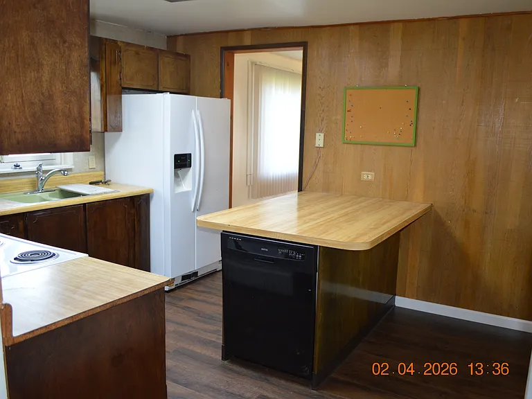 22308 Highway 30 — Photo 8