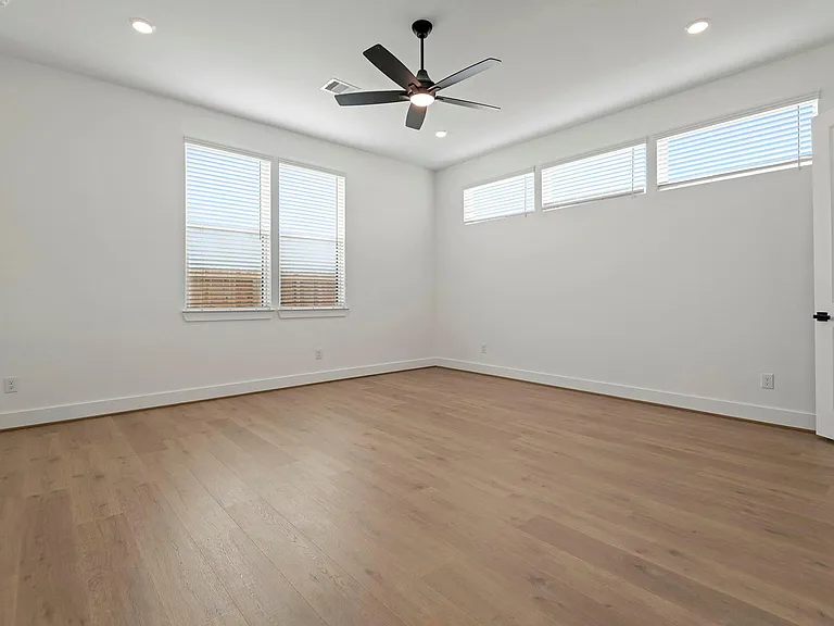 1911 Drover Ln — Photo 14
