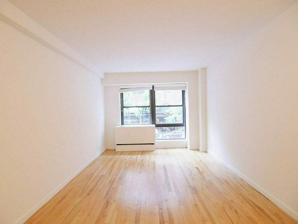1st image of 225 E 85th St APT 209