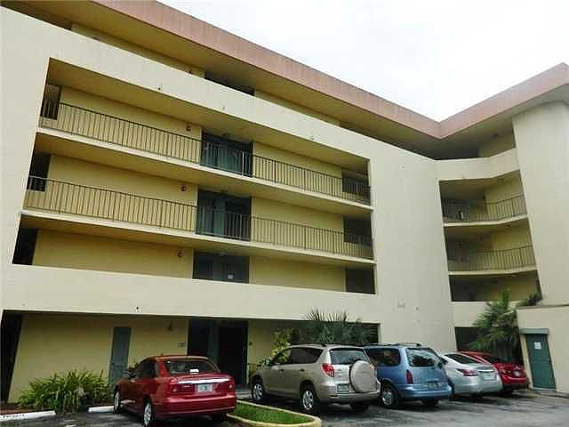 1st image of 840 NW 87th Ave APT 203