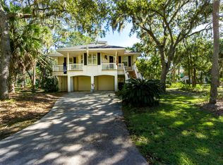 313 Deer Lake Dr, Fripp Island, SC 29920