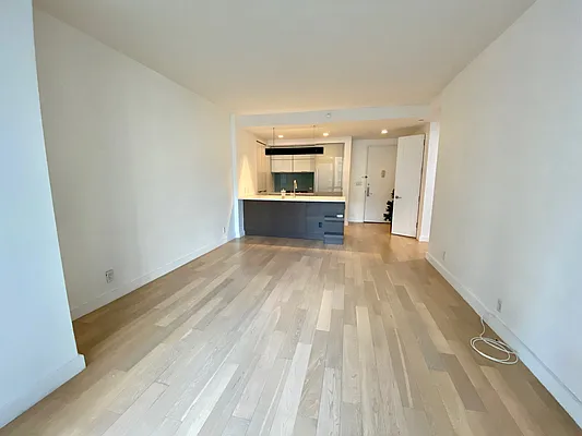 Rented by R New York | media 27