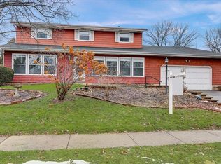 3729 Marigold Cir, Middleton, WI 53562