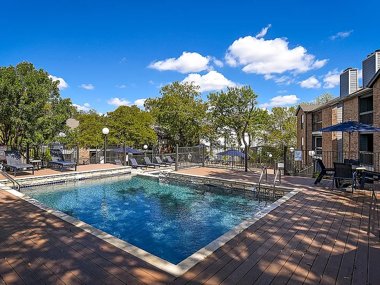 Pool - Upper Tier