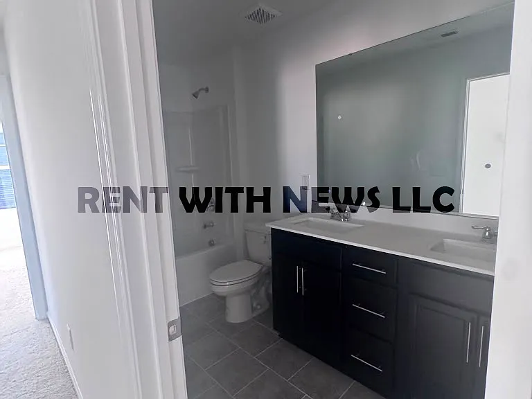 109 Napoleone St #1 — Photo 31