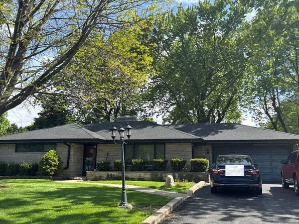 3132 Joann Dr, Joliet, IL 60431
