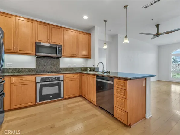 3887 Pell Pl Unit 414, San Diego, CA 92130
