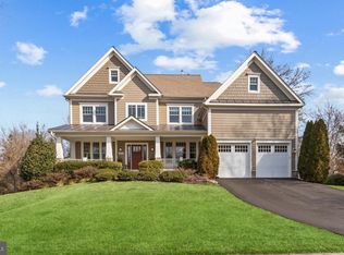 6808 Broyhill St, Mc Lean, VA 22101