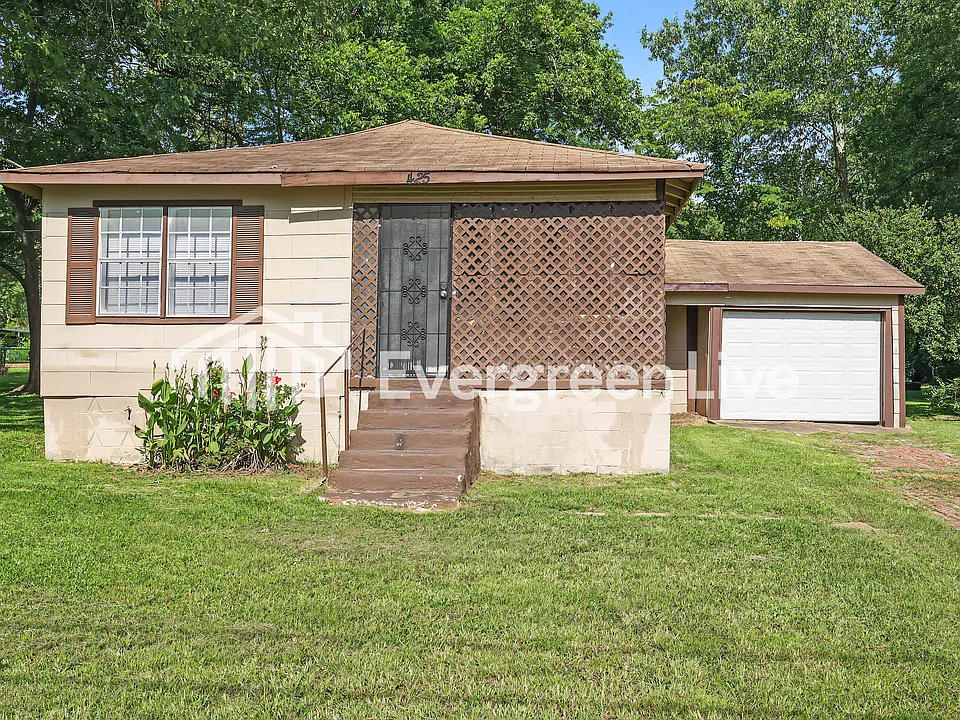 425 Lenard Ave