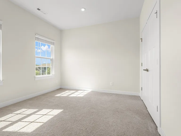 1578 Drakes Creek Rd — Photo 48