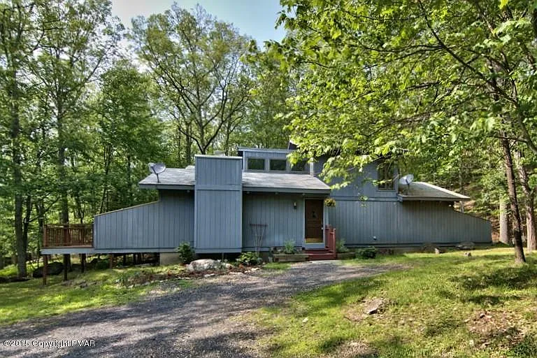3521 High Crest Rd photo 1