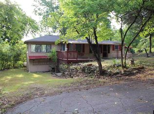 302 Shorecrest Dr, Bull Shoals, AR 72619