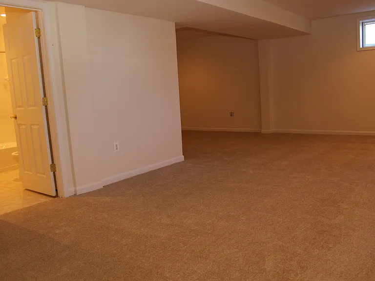 8675 Wales Ct — Photo 17