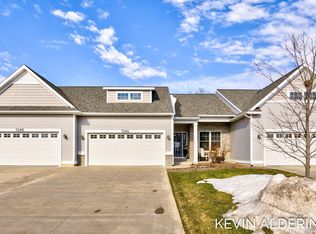 7181 Copper Ridge Ct, Zeeland, MI 49464