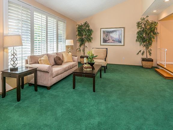 5th image of 388 Shad Ct