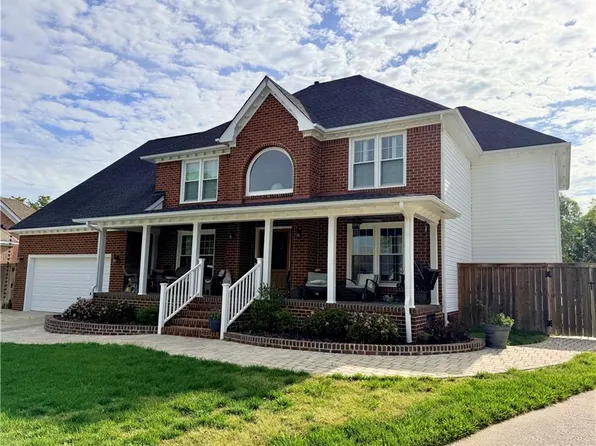 817 Satinwood Ct, Chesapeake, VA 23322