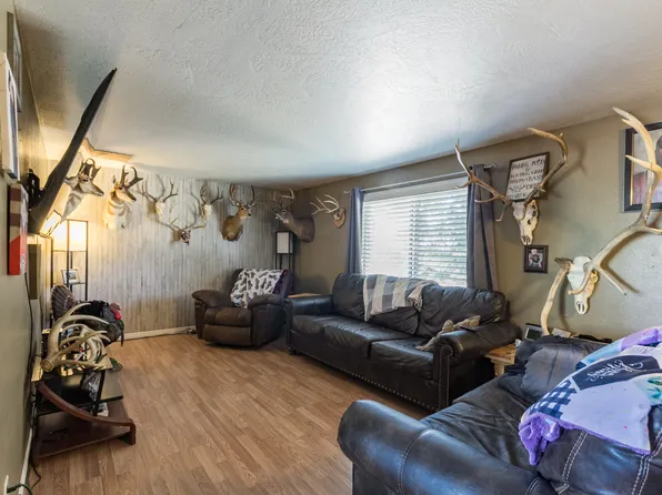 1801 E 4500 S, Vernal, UT 84078