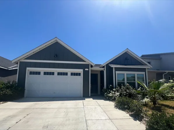 2445 W Mallard Ln, Hanford, CA 93230