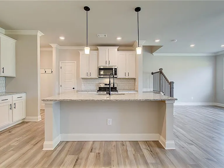 4745 Cypress Park Dr — Photo 10