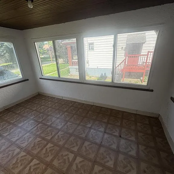 1421 Carolina Ave — Photo 10