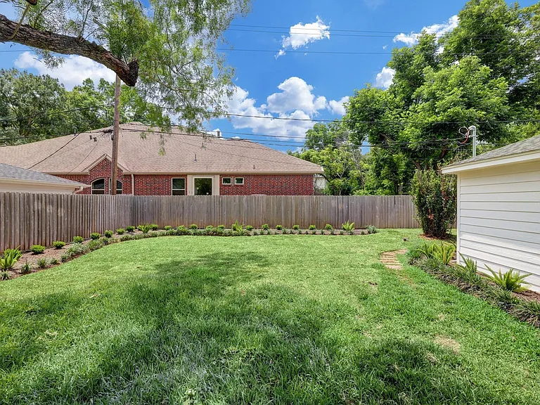 3807 Murworth Dr — Photo 14