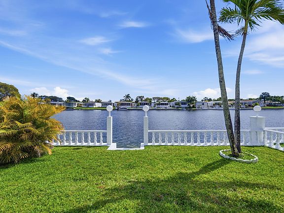 2nd image of 2774 SW 54th Street