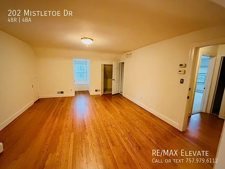 202 Mistletoe Dr — Photo 17