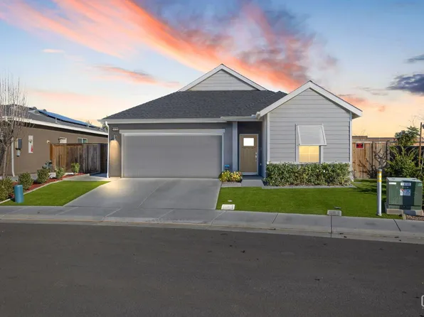 3720 Juniper Knoll Way, Shafter, CA 93263