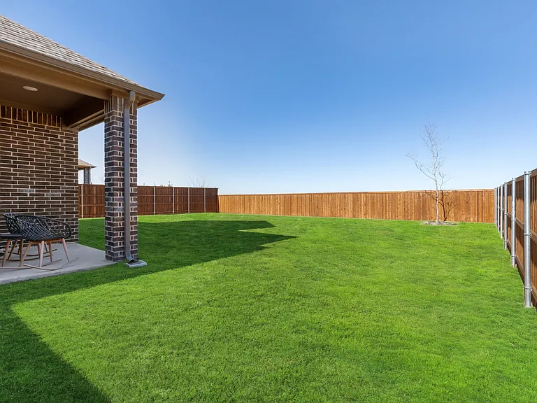 950 Waterview Dr — Photo 26