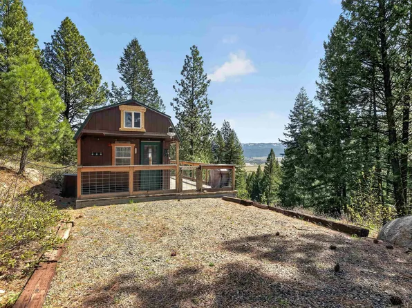 506 Hilltop Rd, Cascade, ID 83611