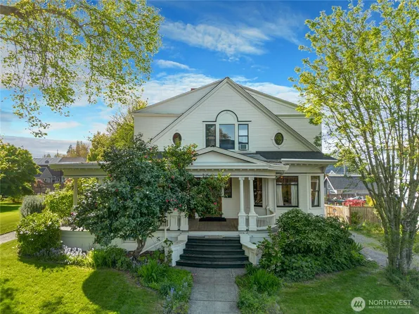 1021 N 5th Street, Tacoma, WA 98403