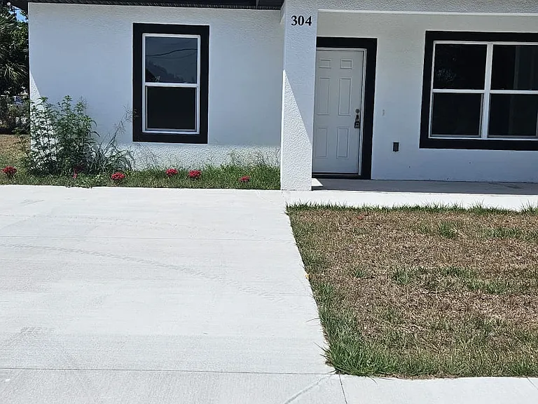 304 Pearl St #1 — Photo 3