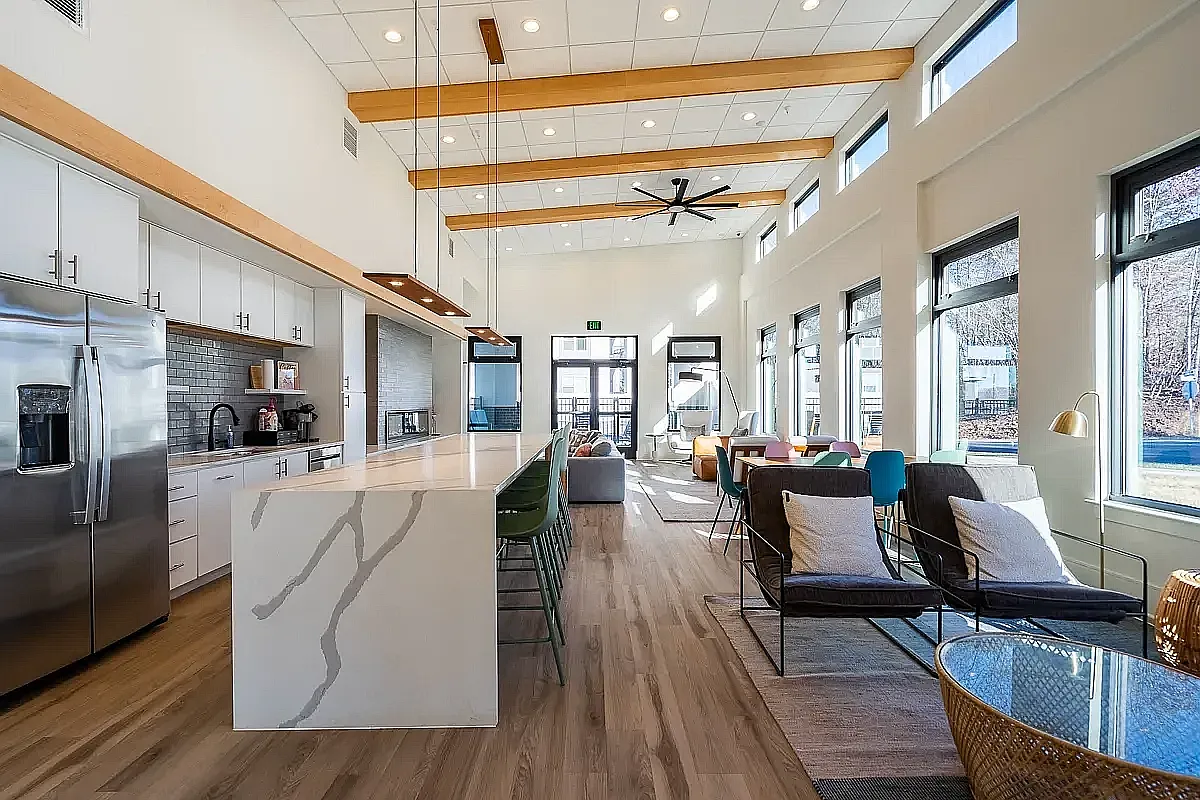 5 Row Apartments — Photo 1