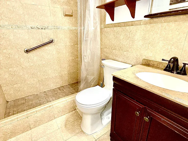 4050 NW 135th St #22-1 — Photo 12