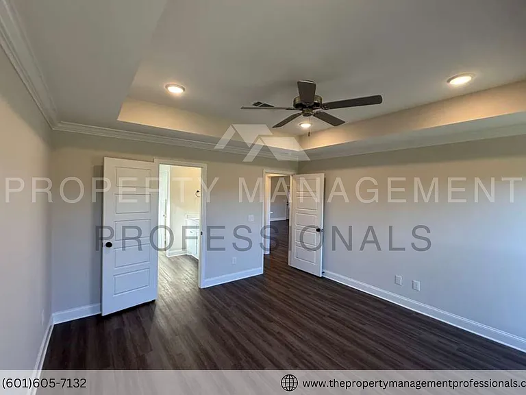 571 Patrick Farms Dr — Photo 14