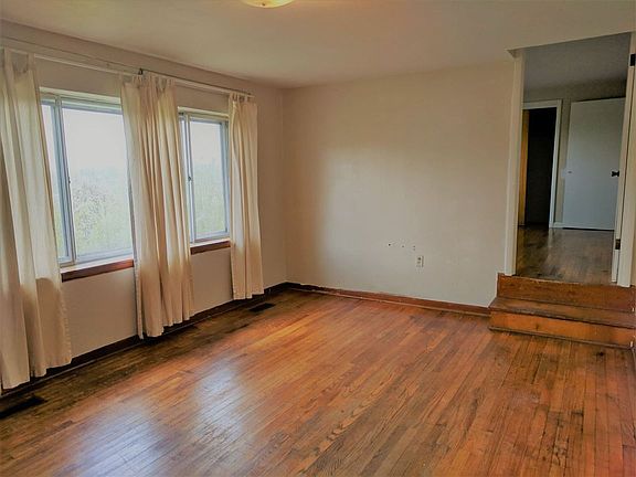 4th image of 2506 Eggleston Dr SE