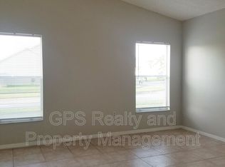 2021 Excalibur Dr, Orlando, FL 32822