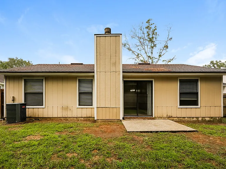 8050 Cumberland Gap Trl — Photo 16