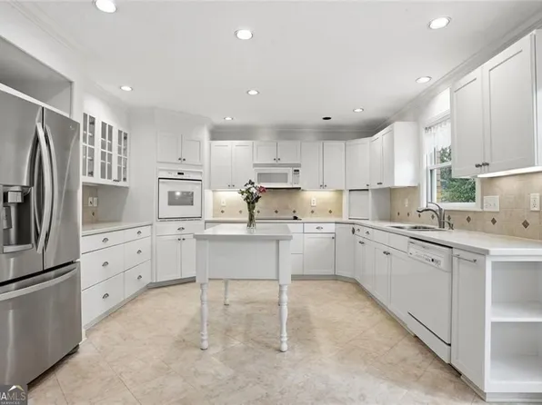 4193 Gladney Dr, Atlanta, GA 30340