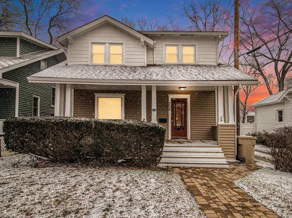 724 N Hill St, South Bend, IN 46617