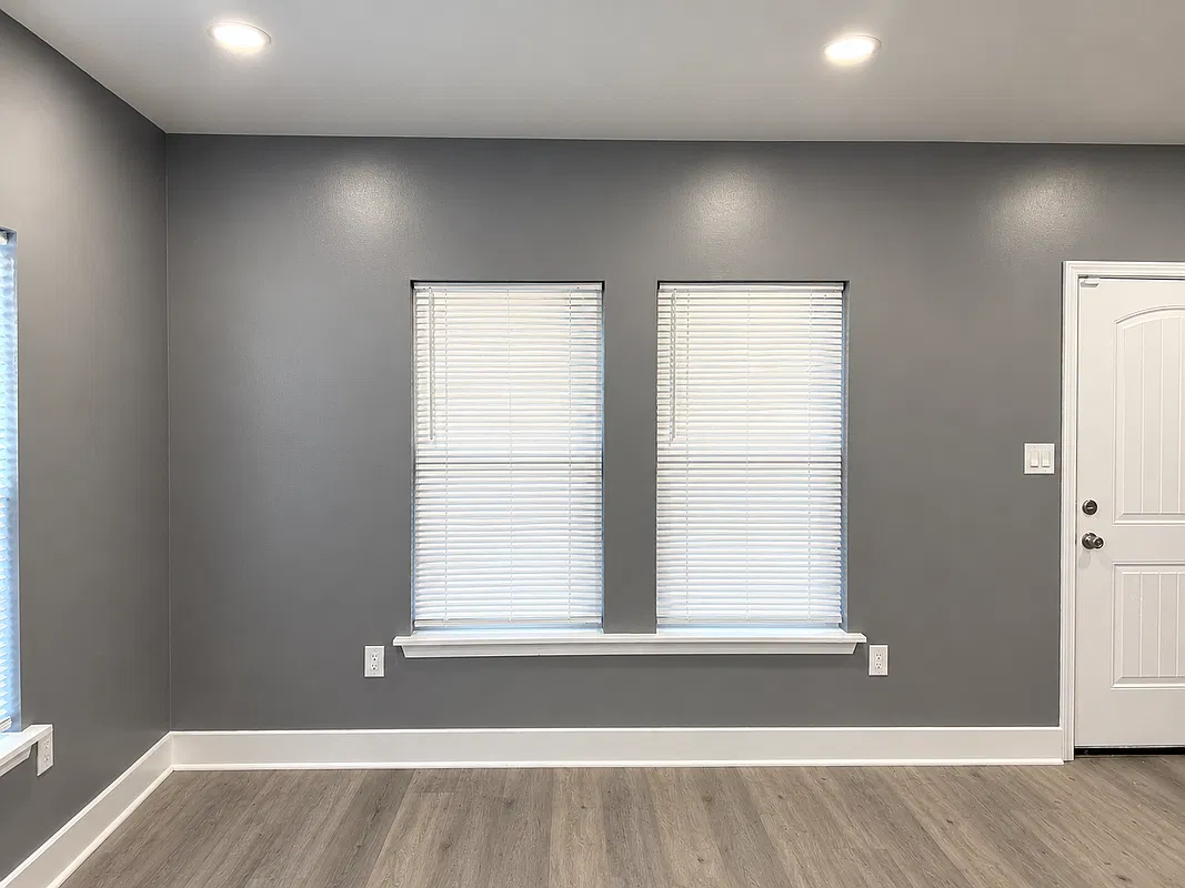 3 bed, 2.0 bath, 1152 sqft, $1,500 — Photo 2
