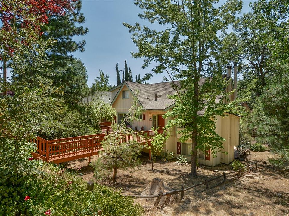 1st image of 28165 Grenoble Dr