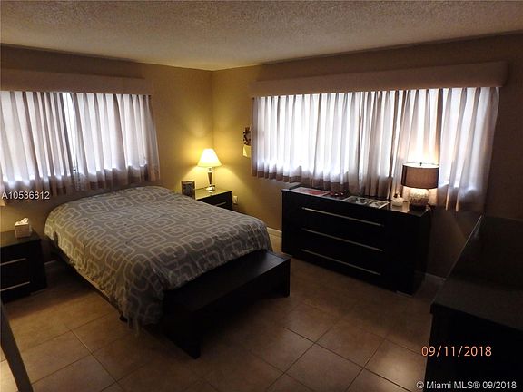 3rd image of 3522 NE 171st St APT 307