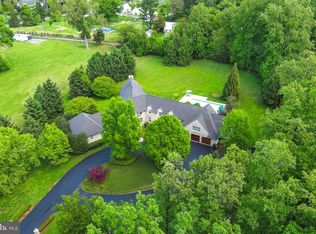 9001 Persimmon Tree Rd, Potomac, MD 20854