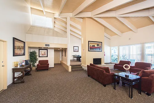 Tarzana Terraces Photo 1