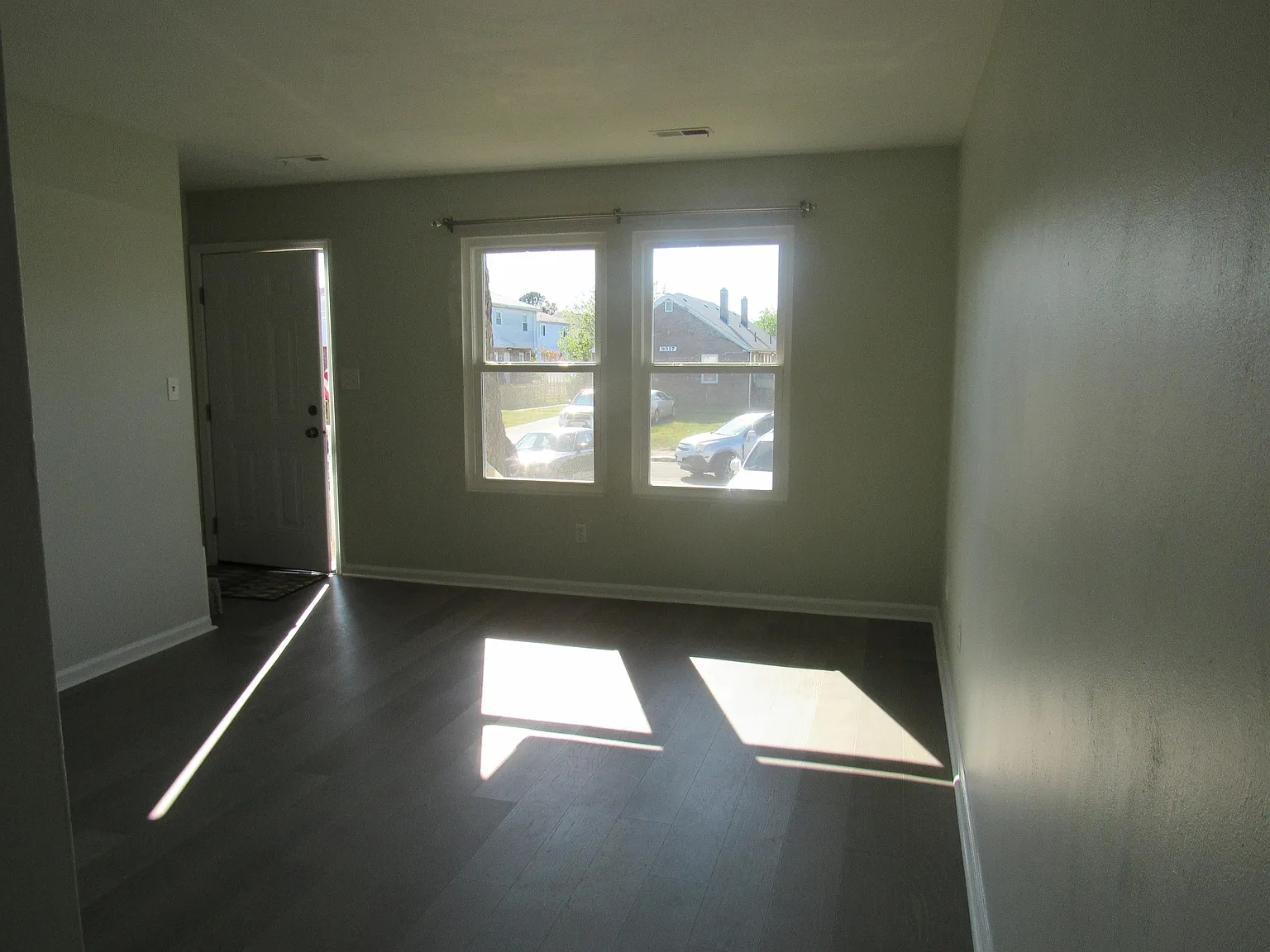 9518 18th Bay St — Photo 3