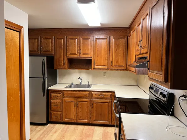 Stillman School Apartments, 62 Loveland St #14, Middletown, CT 06457